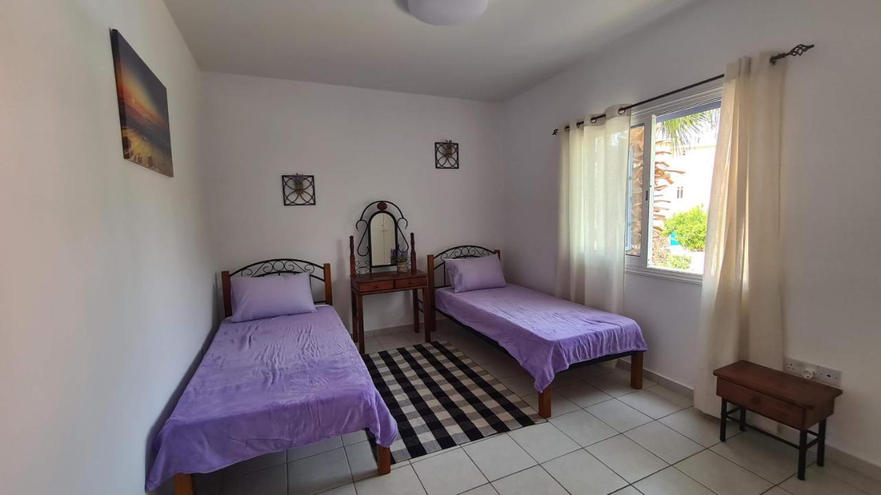 Sunny Limnaria Gardens 2 Bedroom Apartment Пафос Экстерьер фото